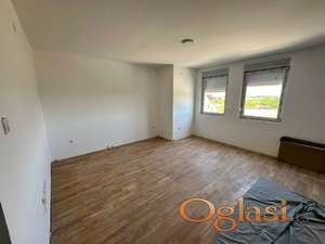 Četvorosoban stan u izgradnji! Klisa! Sa pdv-om!