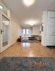 Radnička, odmah useljiv, uknjižen ID#3353