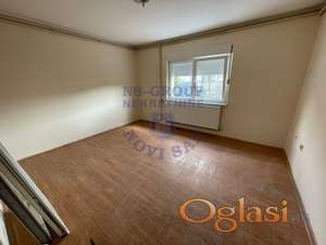 Fenomenalna spratna kuća u blizini Novog Naselja