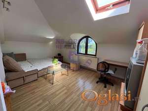 Garsonjera na Satelitu!