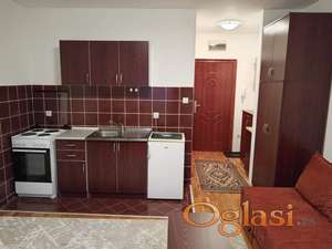 Vlasnik izdaje garsonjeru