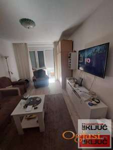 DETELINARA, 73m2, Trosoban, Odličan