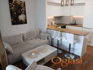 Izdaje se luksuzna garsonjera u kompleksu Planet residence, 39m2