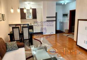 U ponudi je komforan dvosoban stan od 50 m²