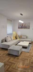 Namešten trosoban stan na Novoj Detelinari