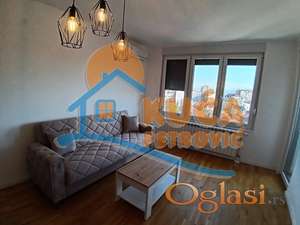 Izdaje se stan na Obilićevom vencu