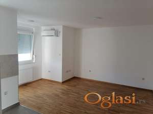 DEVET JUGOVICA -NOV,  PRAZAN STAN 40 M2, 3. SP. - 380 E!