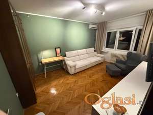 USELJIV OD 1. APRILA - Izdaje se dvosoban potpuno namesten stan na Limanu