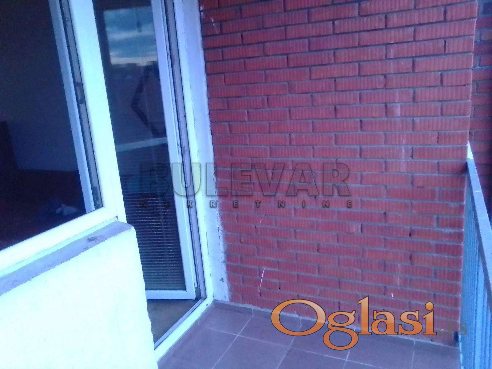 for rent studio apartment in Duvaništu — photo