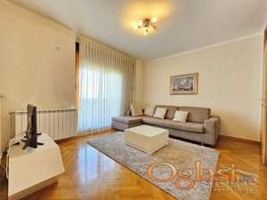 NOVI SAD - BULEVAR - 78m2 - 750 evra