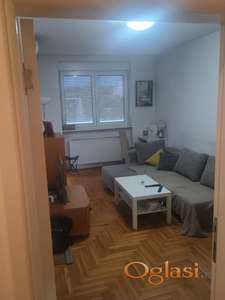 ODLIČAN NOVIJI DVOSOBAN STAN U CENTRU/ROTKVARIJA>>VLASNIK<<