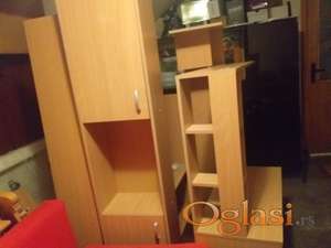 Prodajem Trosed.veliki.na razvlačeneje