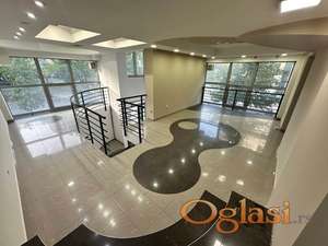 Na prodaju – Odličan lokal na atraktivnoj lokaciji, Nova Detelinara!