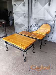 klupa i sto od kovanog gvozdja