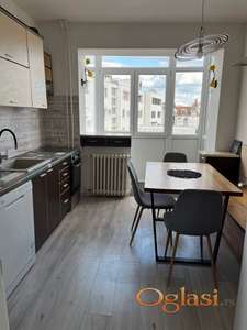 Dvosoban stan Podbara 60m2. Odmah useljiv.