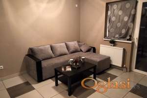 Lux garsonjera blizina Vukovog spomenika