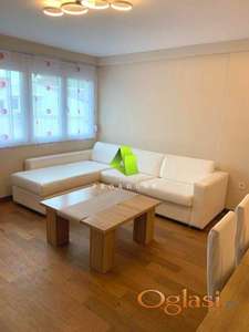 Lep troiposoban stan na Čairu ID#7917