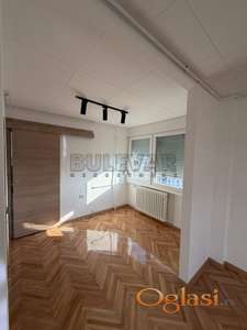 Stan Bulevar Nemanjića 54m2