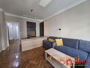 Odlična garsonjera u centru grada