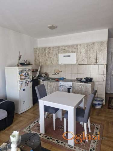 Fotografija stana 3 od 7