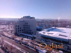 Panorama pogled, poslovna zgrada, ceo sprat (309 m2, 2.700e, sprat 13)