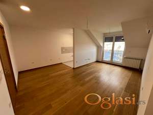 Odličan trosoban stan u novoj zgradi!