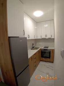 RENOVIRAN JEDNOIPOSOBAN STAN ODMAH USELJIV