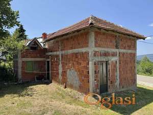 Vikendica na Vlasinskom jezeru