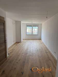 Lux novogradnja odmah useljiv ID#2260