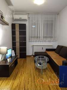 NAMESTENA GARSONJERA, CARA DUSANA - ADAMOVICEVO