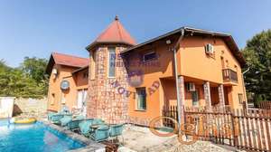 ***lux kuća-612m2-plac-1655m2***