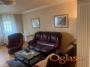 Trosoban porodičan stan na Grbavici ! Miše Dimitrijevića !