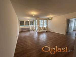 HITNO 3,0/3,5 sredjen, odlican raspored ID#5631