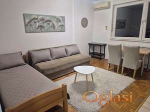 NAMESTENA GARSONJERA NA BULEVARU EVROPE