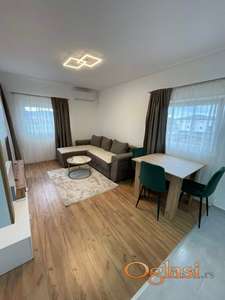 Nov namešten jednoiposoban stan-Adice sa parkingom 300e