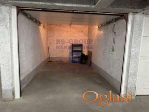 Uknjižena garaža od 17m2. Za sada je prodaje uslovljena.