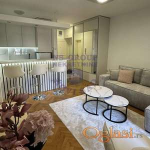 Lepo opremljena garsonjera u blizini Spensa, 26m2