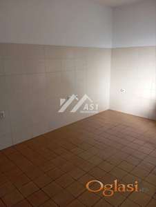 Izdaje se lokal na Klisi ID#8249