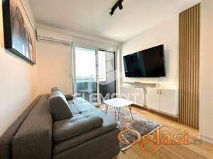 Odlicna garsonjeran na Bulevaru Oslobodjenja! ID#1123