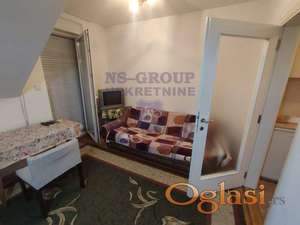 Izdaje se nameštena garsonjera površine 27m² na Novoj Detelinari.