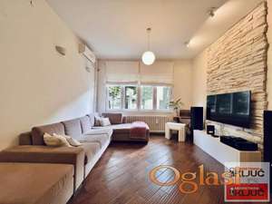 KEJ, 77m2, Trosoban, Renoviran, Namešten