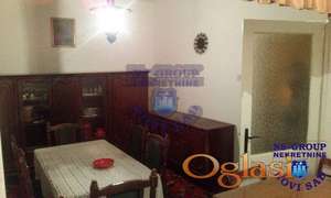 73m2 Predstavljamo Vam porodičnu kuću na mirnoj lokaciji