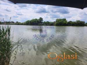 Odličan plac u Čurugu