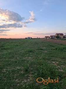 GRAĐEVINSKI PLAC NA PRODAJU – FUTOG, UL. SLAVKA RODIĆA