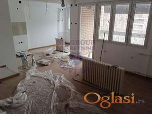 Izdaje se fantastičan troiposoban stan na Novom Naselju