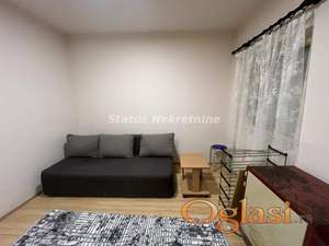 DVORIŠNA NAMEŠTENA GARSONJERA 18M2  CENTRU GRADA 150EU