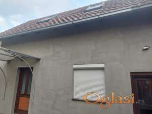 Dvorisni duplex stan u strogom centru Rume !