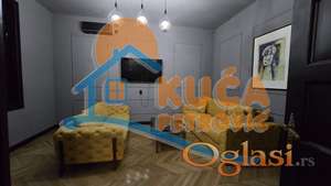 Izdaje se stan u centru Niša, 84m2