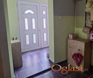Na prodaju kuća od 78 kvadrata, na parceli od 834 m2