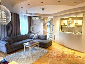 Novi Sad, Kej - Trosoban stan sa dva garažna mesta ID#1465